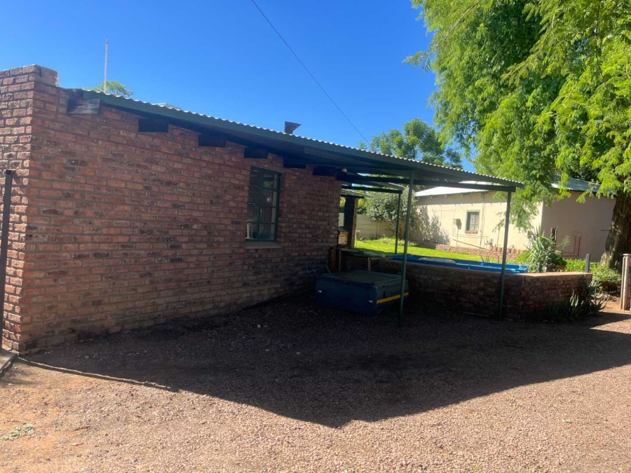 5 Bedroom Property for Sale in Die Rand Northern Cape